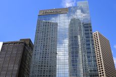 JPMorgan global growth & income&nbsp;&ndash;&nbsp;company offices in central Hong Kong
