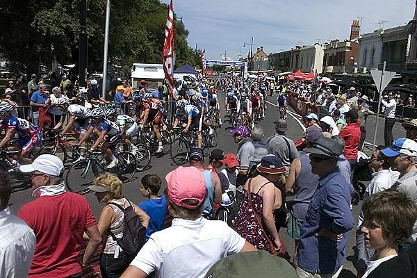 A large crowd gathered in Williamstown for the final day of the 2010 Jayco Bay Classic.