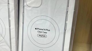 Alleged photo of iPhone 14 Plus Apple Clear Case