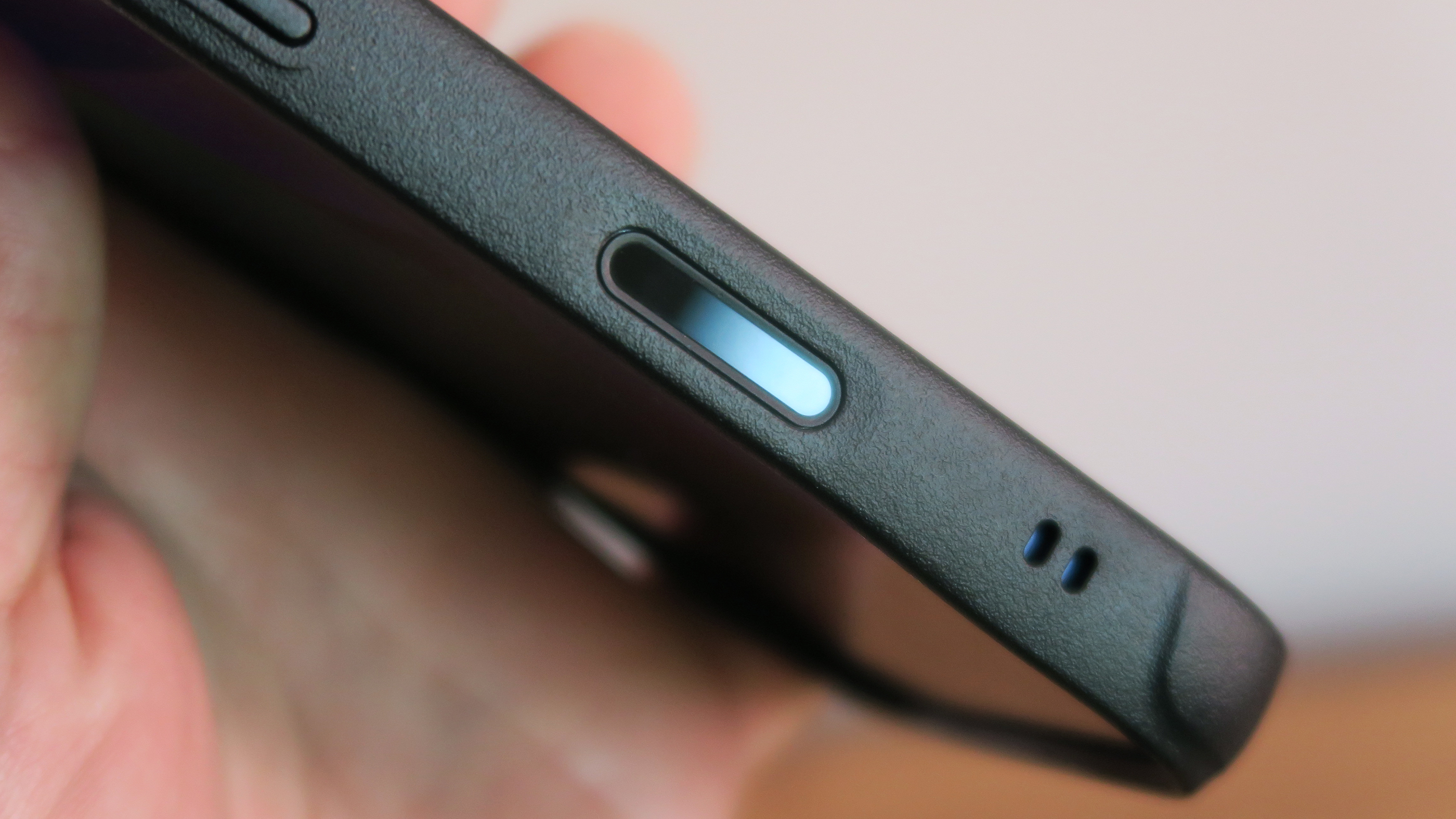 iPhone 17 series case roundup Mous Camera Control