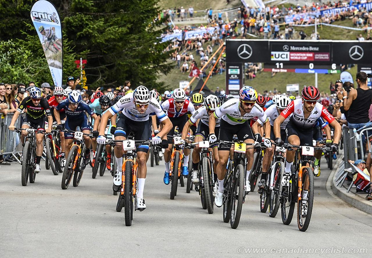 Fast start to men's 6 lap race