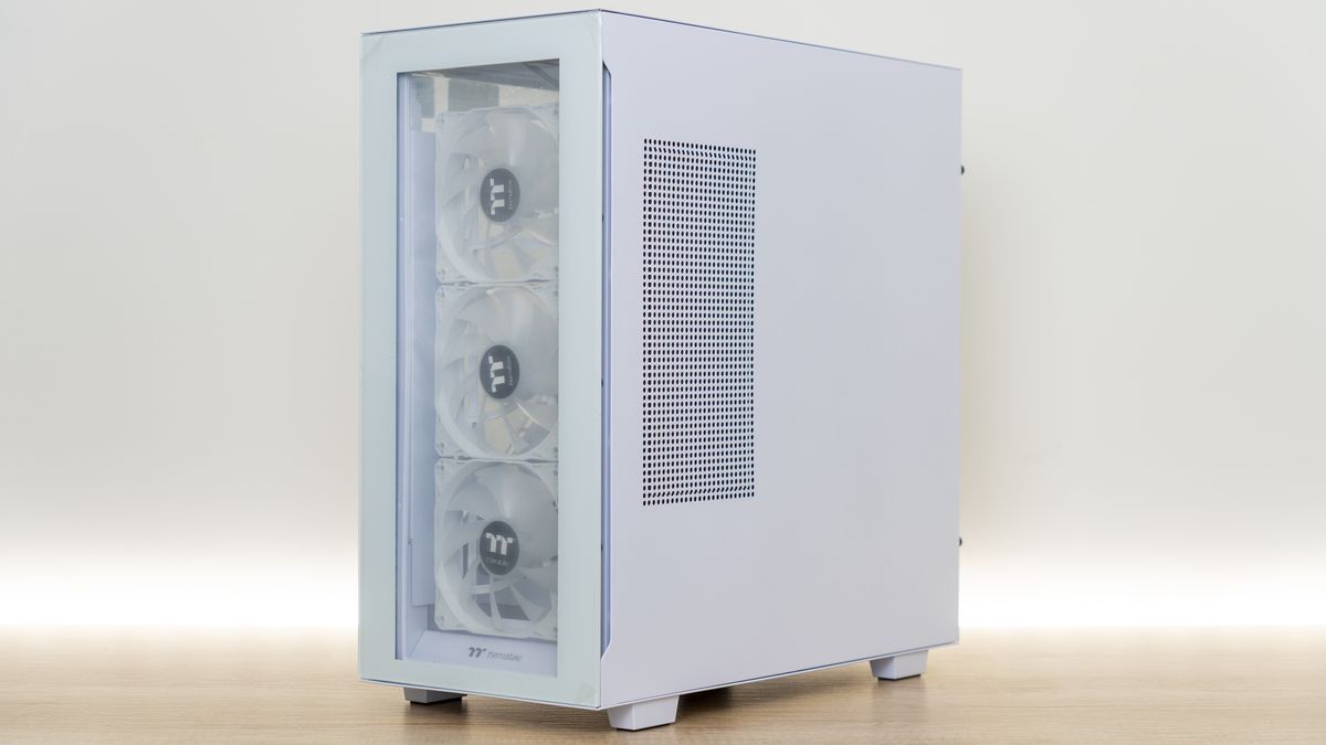Thermaltake Divider 300TG ARGB Snow Edition