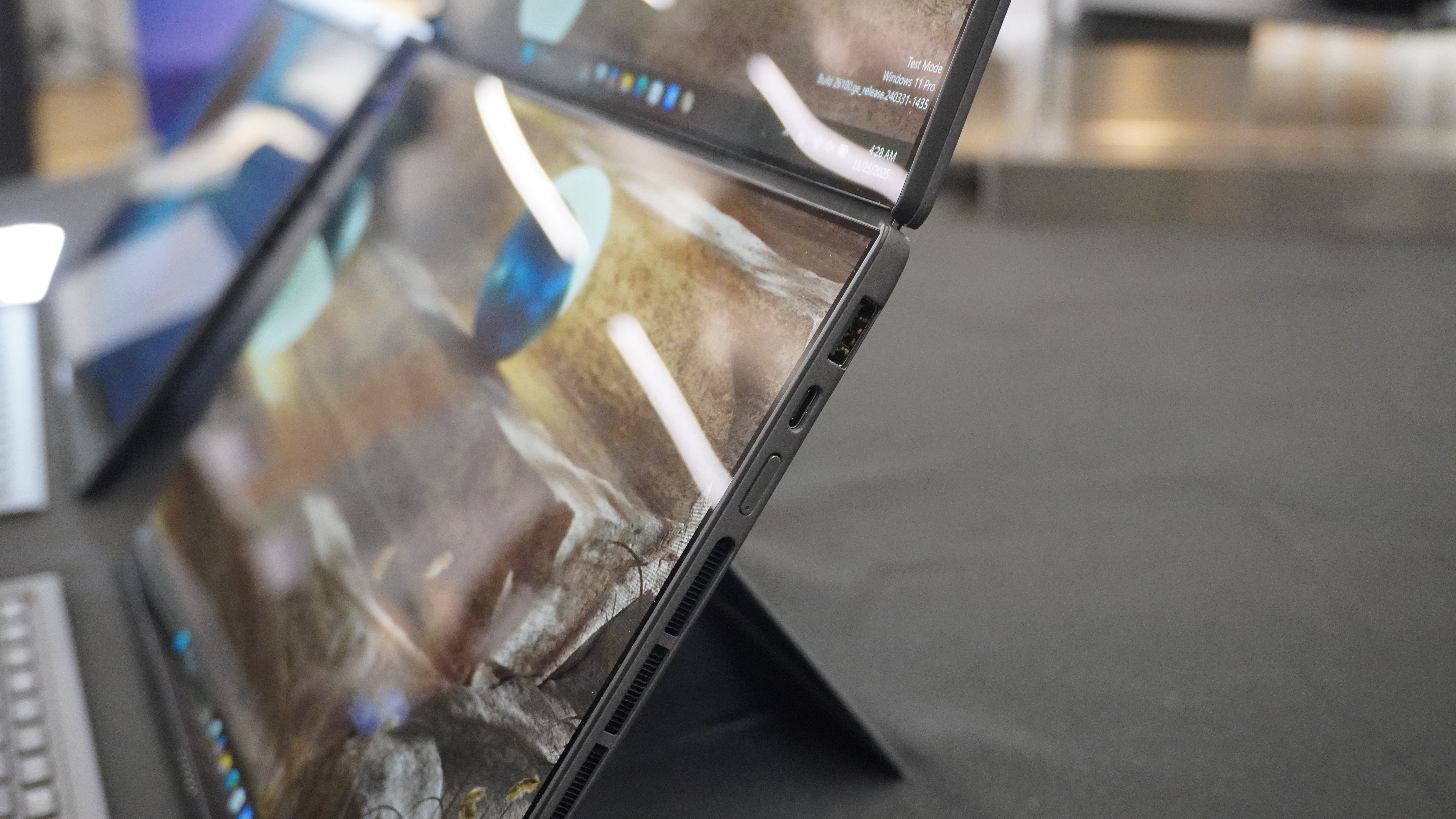 Asus Zenbook Duo (2026)