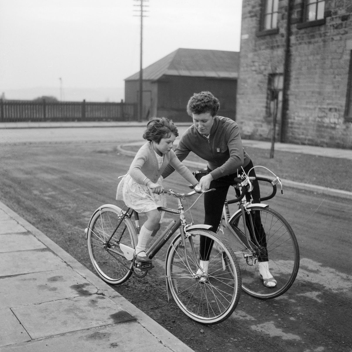 Beryl with daughter Denise in 1963, who she would later race with in the 1970s