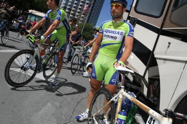 Francesco Chicchi (Liquigas-Doimo) with his 'Sheriff' bike before the start of stage four
