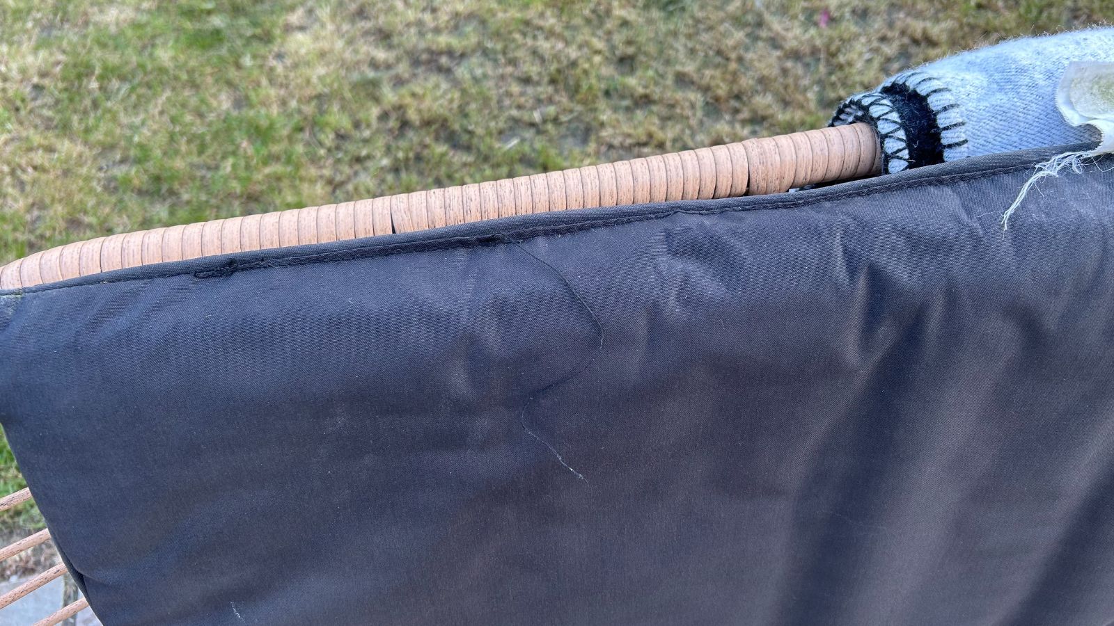 Garden cushions clean