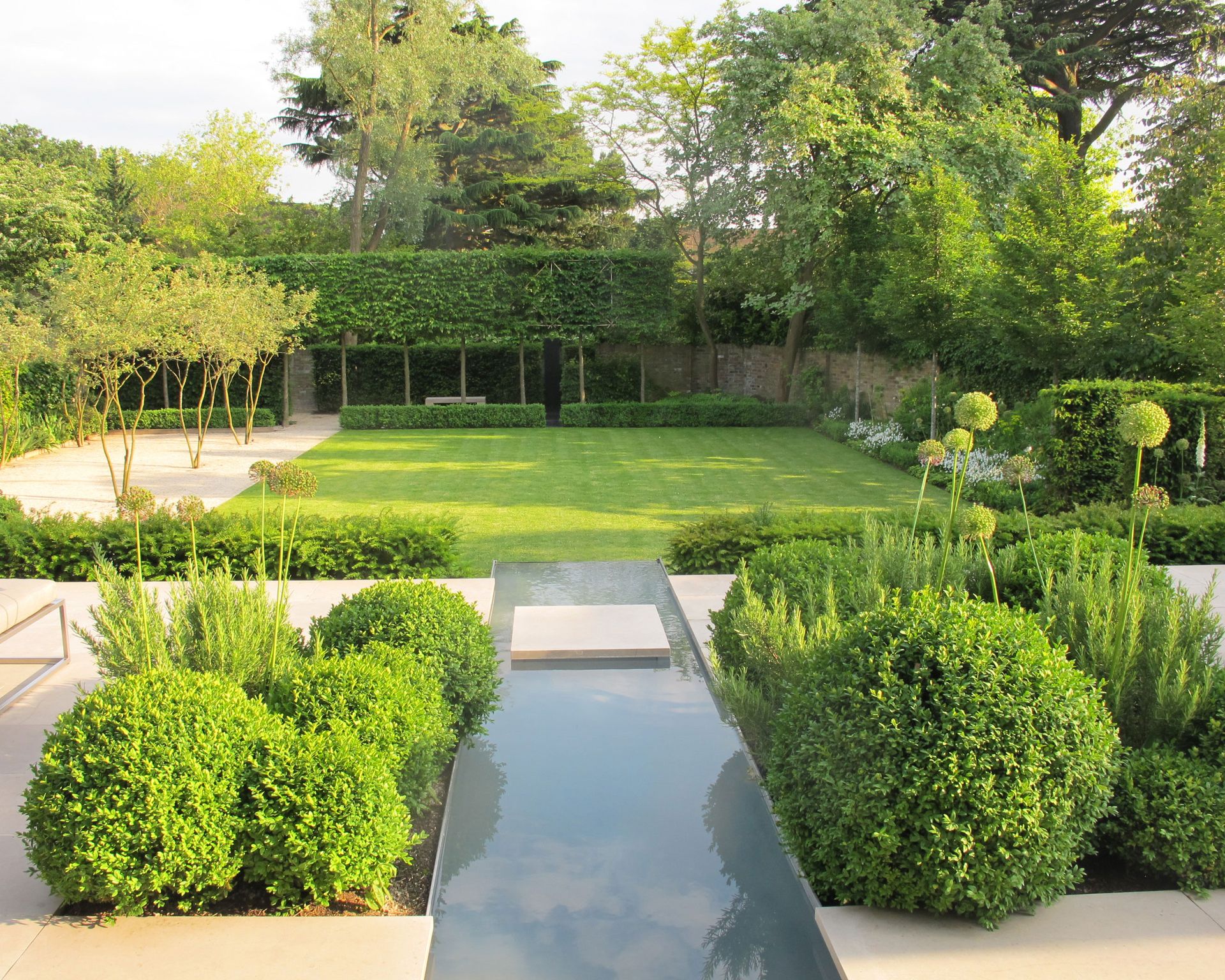 Topiary: 15 ways to use clipped evergreens in gardens | Homes & Gardens