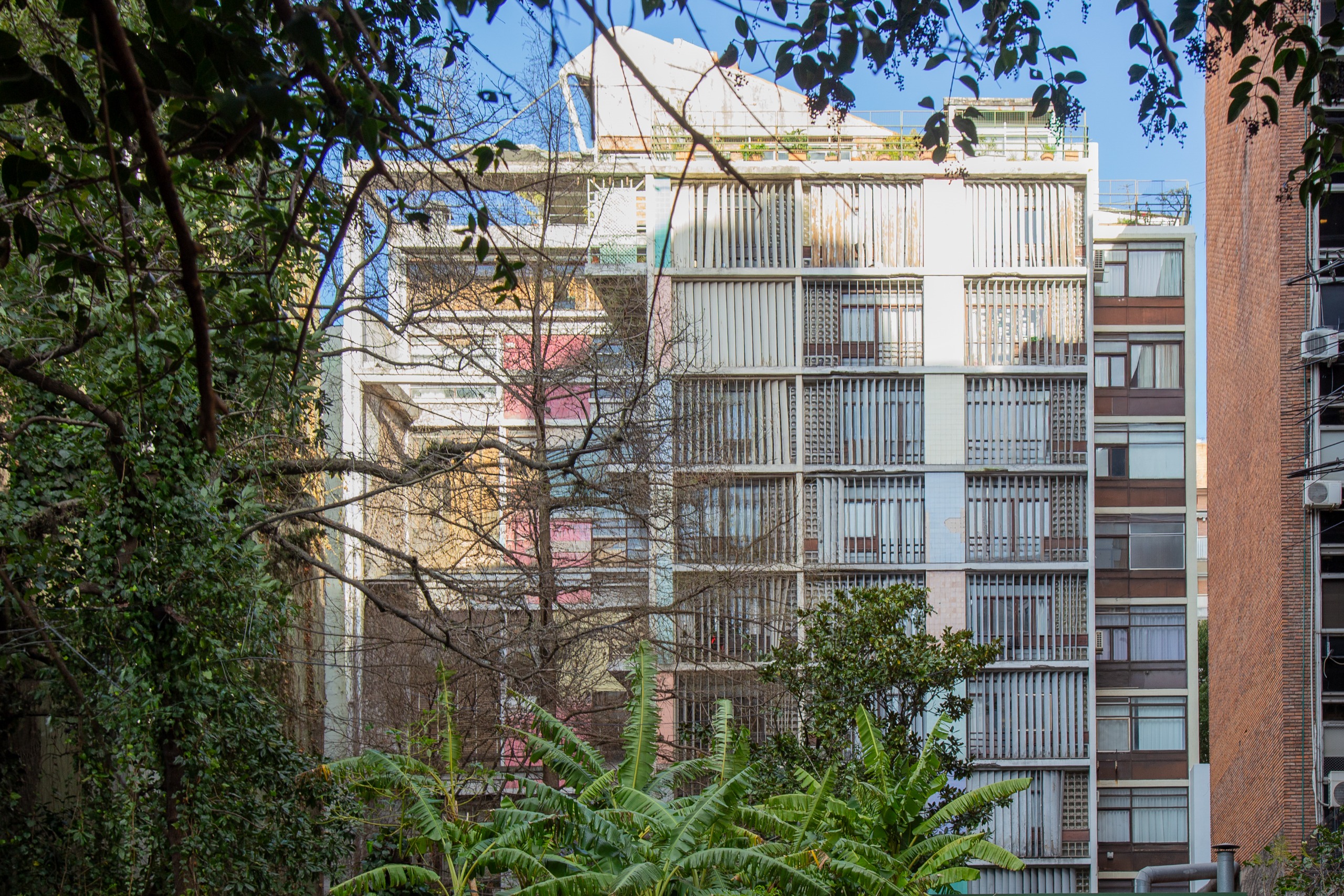 Eucaliptos / Edificio Virrey del Pino 2446 , buenos aires modernism