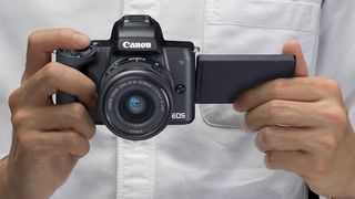 Canon EOS M50