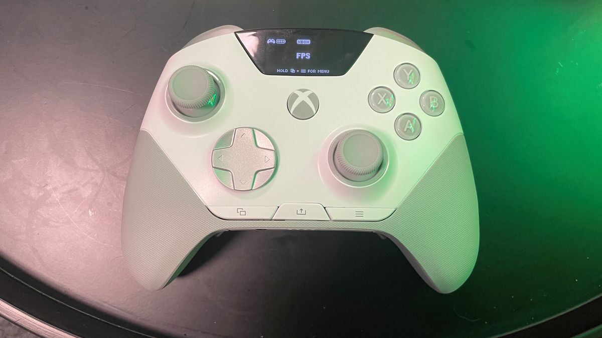 A SteelSeries Aeon Pro controller.
