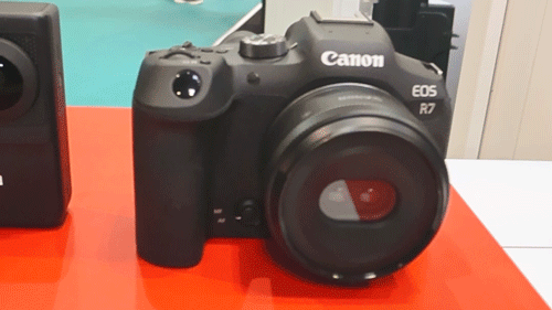 Canon 3D VR cameras at The Photography & Video Show