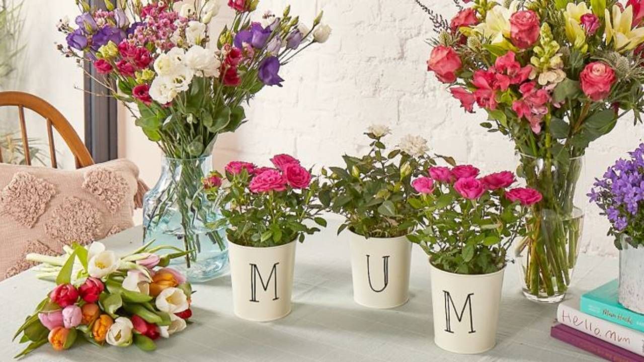 Mother&#039;s Day flowers, flower delivery services