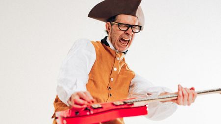 Paul Gilbert press photo for his album WROC