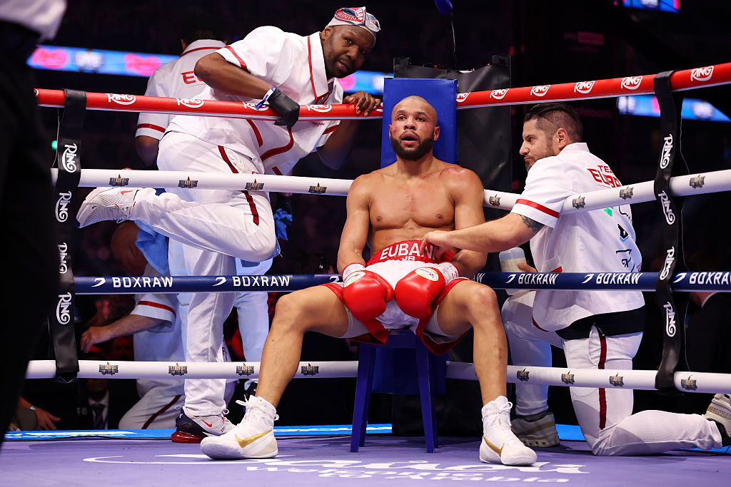LONDON, ENGLAND - APRIL 26: Chris Eubank Jr reacts in his corner with his team during a change of rounds during the Middleweight fight between Chris Eubank Jr and Conor Benn as part of the Fatal Fury - Fight Night at Tottenham Hotspur Stadium on April 26, 2025 in London, England.