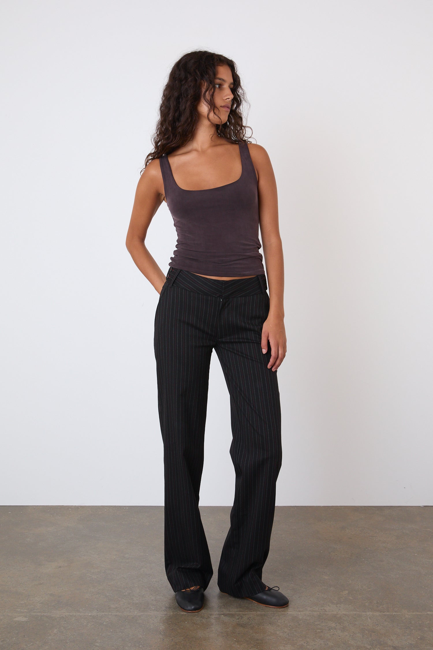 The Lennox Straight Trousers, Lead
