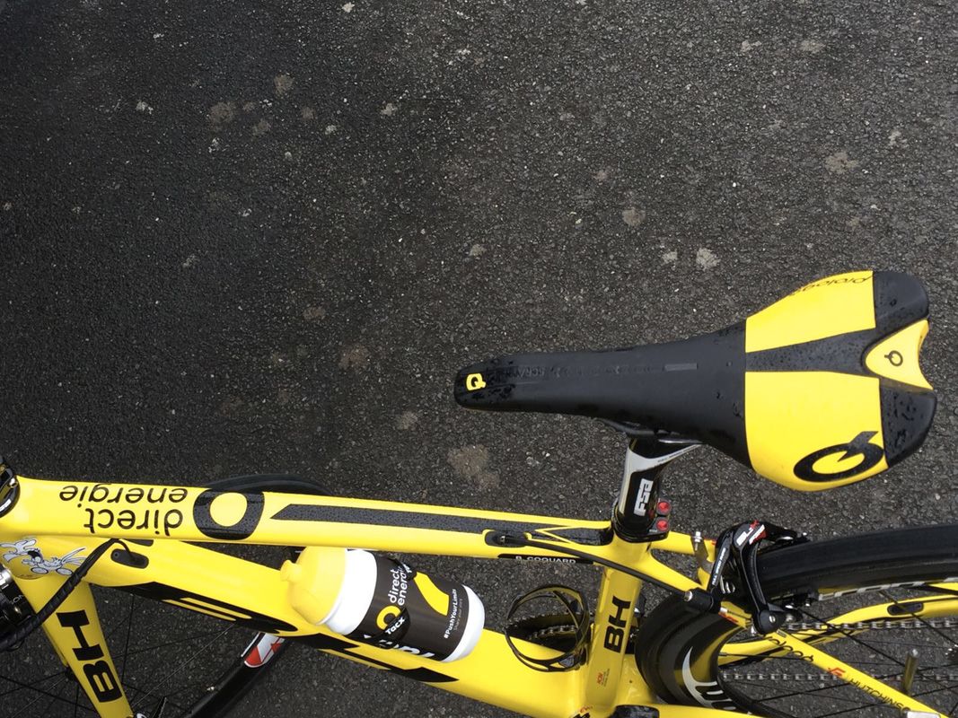 Direct Energie also got their own custom colour matched ProLogo saddles