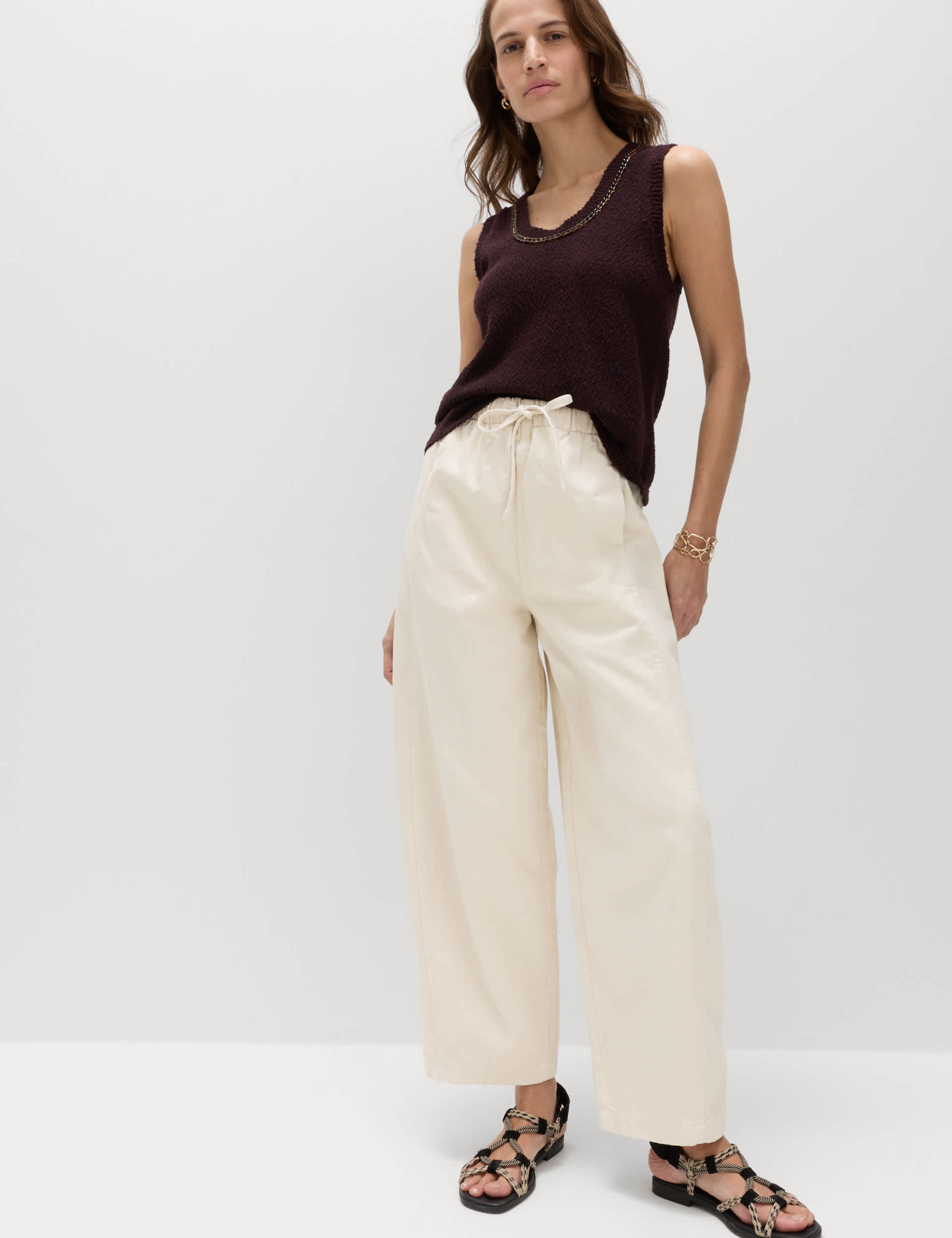 Pull on High Waisted Barrel Leg Jeans