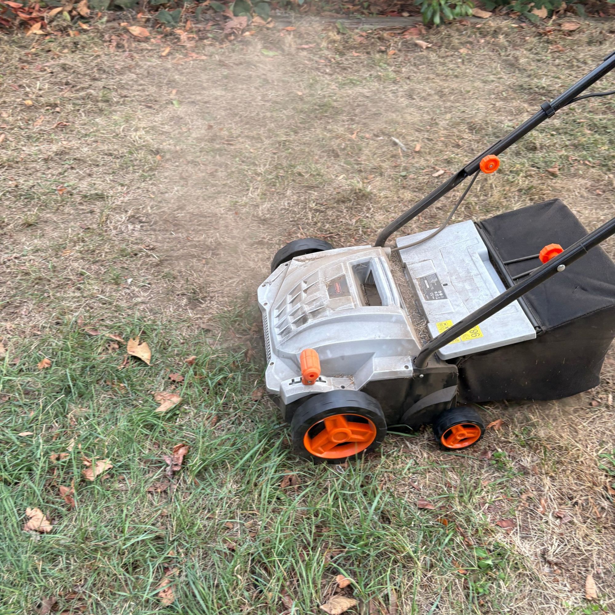 Vonhaus Lawn Scarifier &amp;amp; Aerator 1500W scarifying lawn