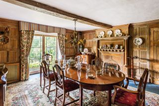 Fredley Manor dining room