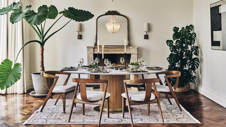 25 Dining Room Ideas Trends Styles, How To Maximize Space In A Small Dining Room Look Bigger