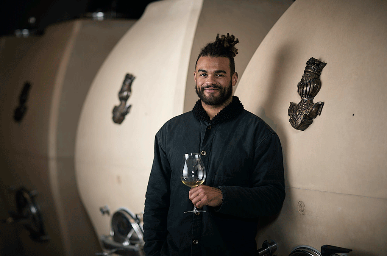 image of winemaker Derek Baljeu.