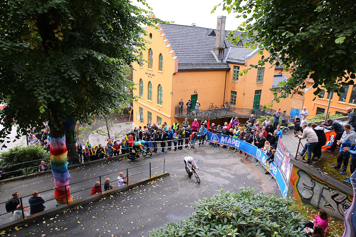 The elite men's time trial