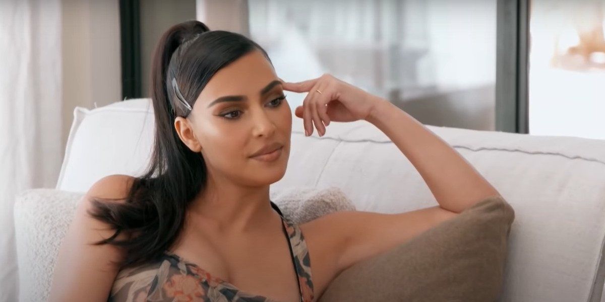 Kim Kardashian Reveals Pregnant Kourtney Kardashian Is on 'Bed Rest