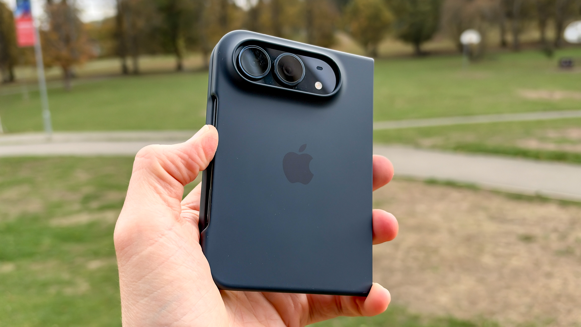 iPhone Duo hands-on