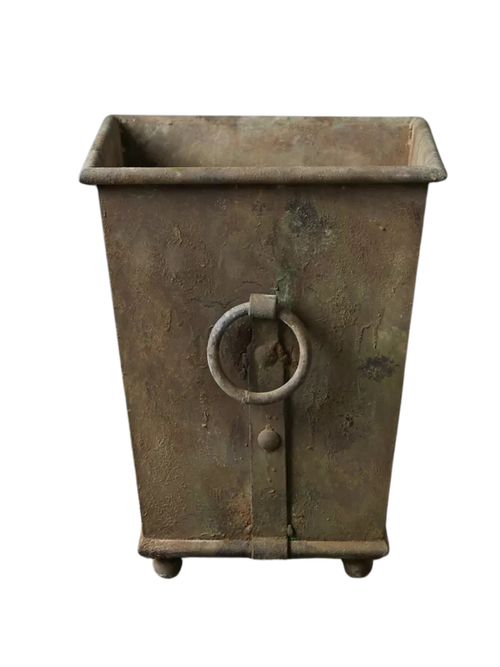 Ring Handle Iron Taper Planter