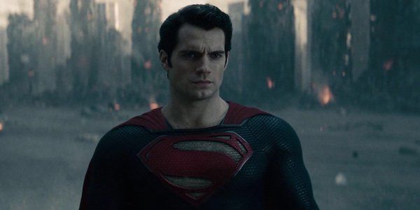 Henry Cavill Has An Excuse For Superman's Destruction Of Metropolis ...