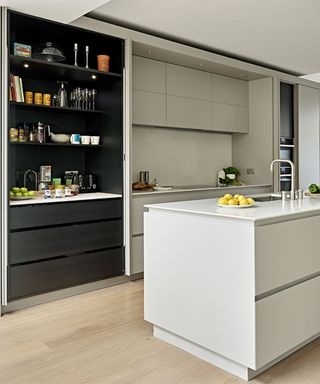 Modern kitchen ideas with breakfast cabinet