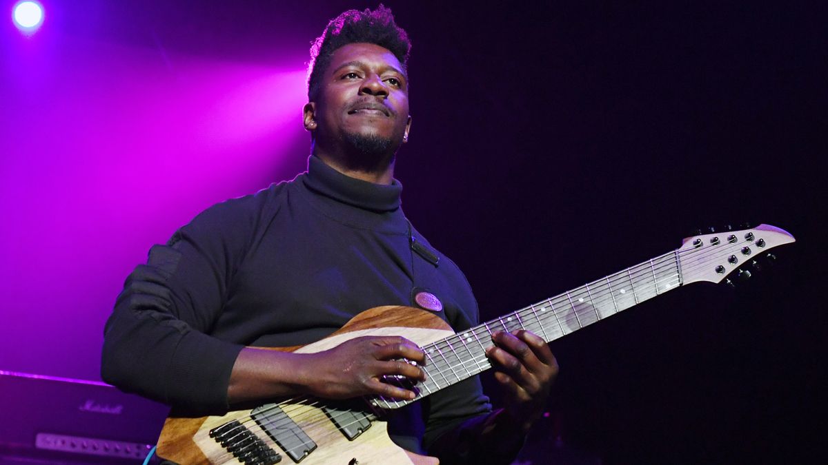 Tosin Abasi