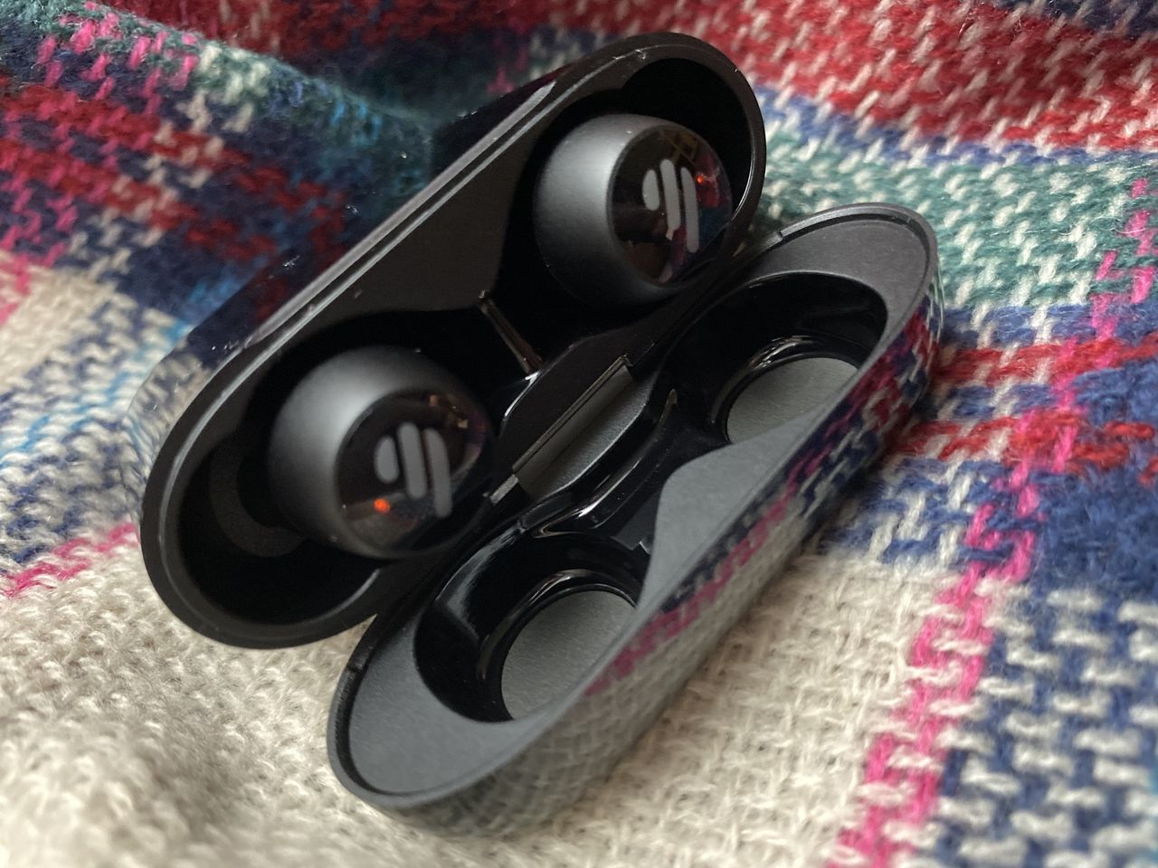 Edifier TWS6 True Wireless Earbuds