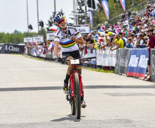 Elite Women XC - Courtney wins second consecutive MTB World Cup in Nove Mesto