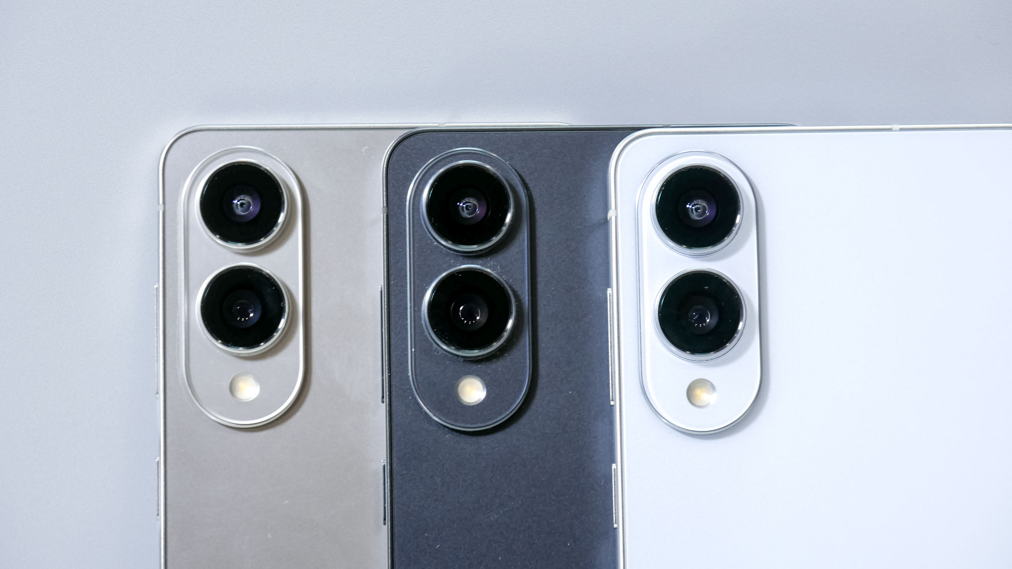 Samsung Galaxy S25 Edge hands-on review.