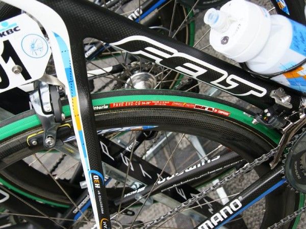 Dean and his Garmin-Slipstream teammates were among those using Zipp carbon tubular rims today.