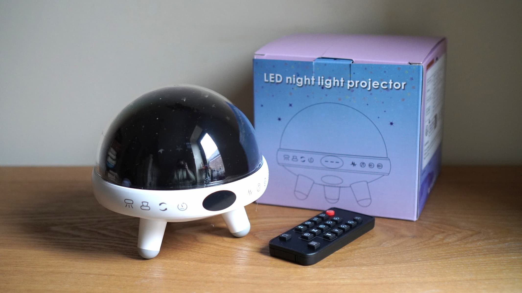 We rate this night light star projector, ideal for children