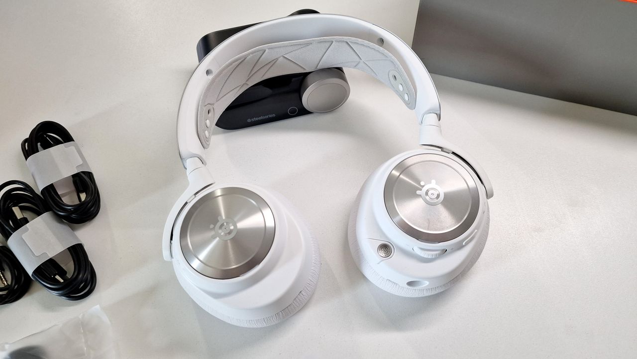 Steelseries Arctis Nova Pro Wireless