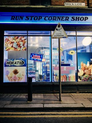 Hoka corner shop