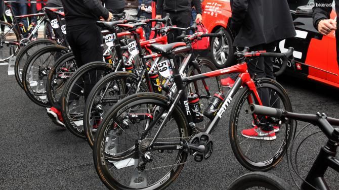 BMC riders used a mix of Impec and SLR01 chassis