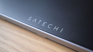 Satechi Dual Dock Stand review photos