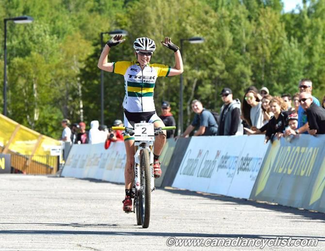 Rebecca Henderson (Trek Factory Racing) wins