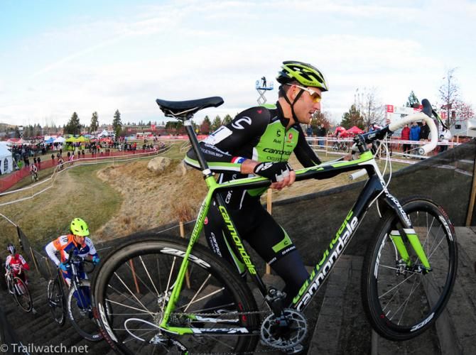 Ryan Trebon (Cannondale) with the chasers