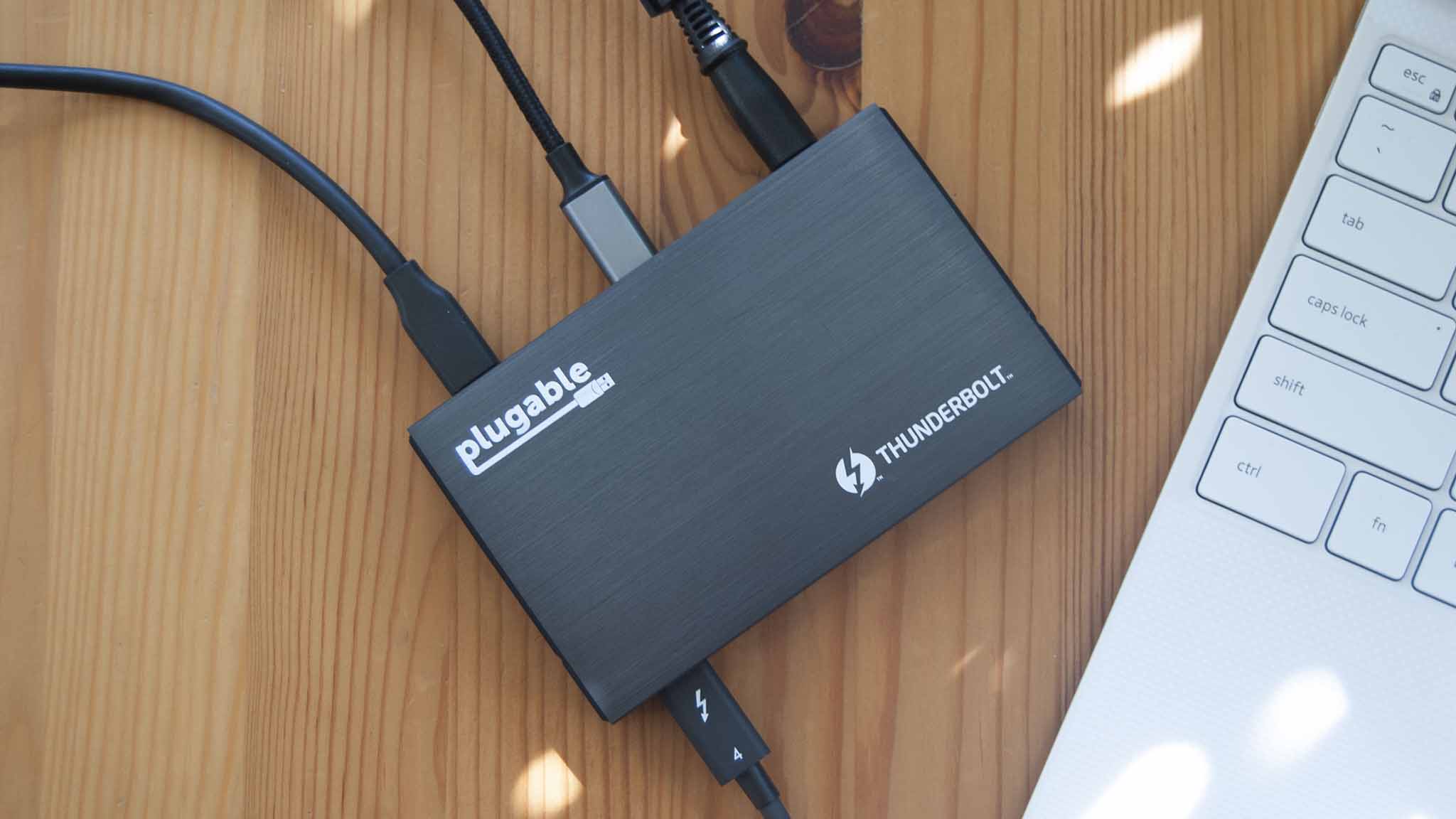Conectável Thunderbolt 4 e Hub USB4