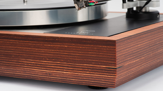 Linn Bedrock upgrade plinth on LP12 turntable