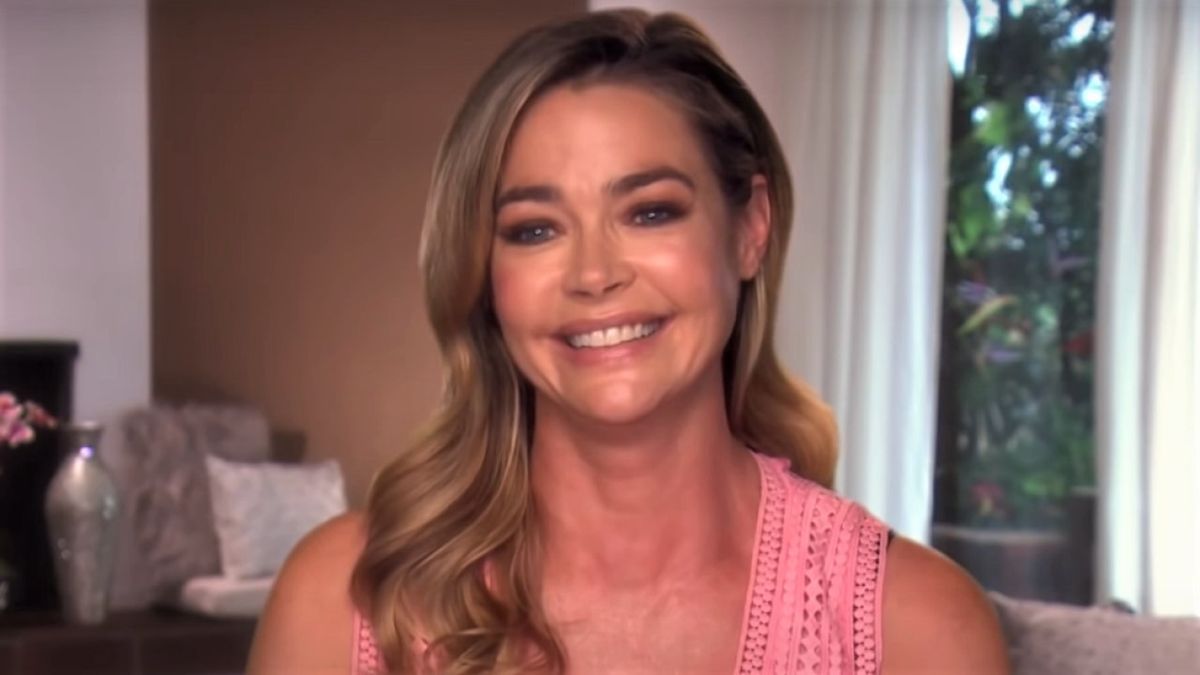 Denise Richards’ Divorce Documents Reveal How Much Money She Makes On