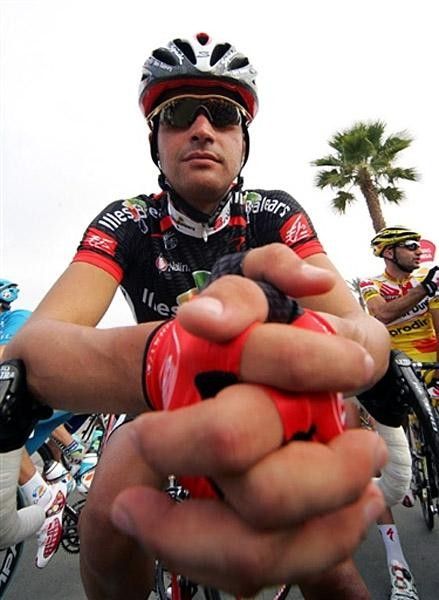 Spanish Oscar Pereiro of the Caisse D'Espagne team