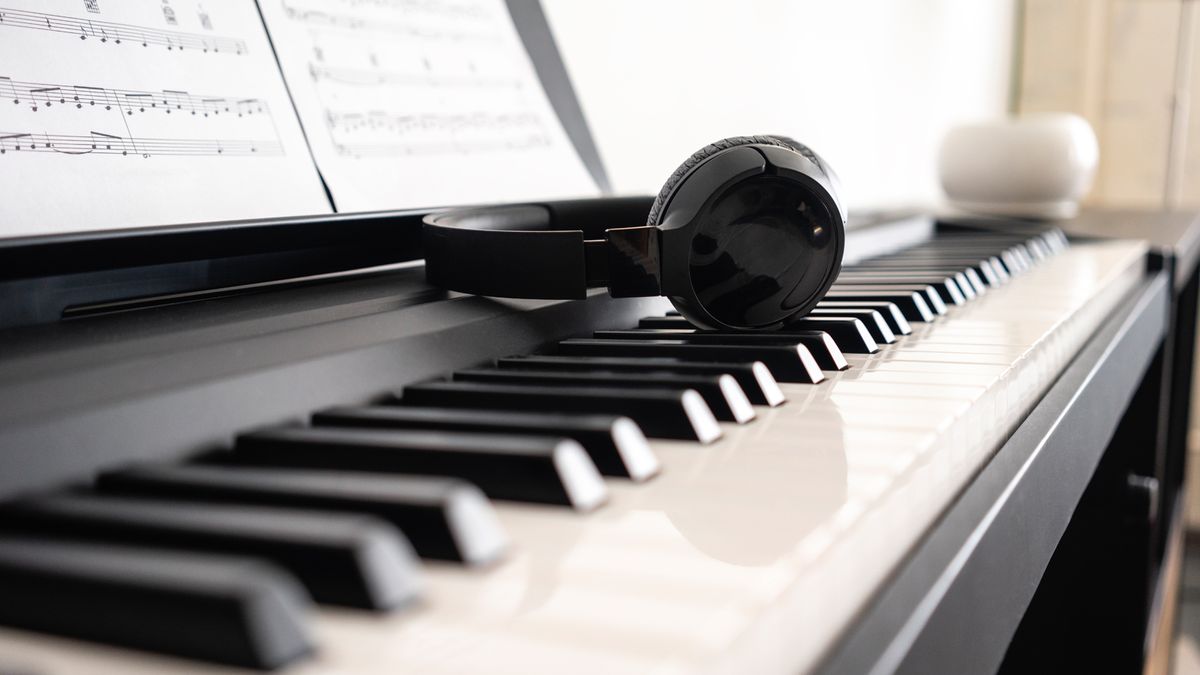 Piano/Keyboards