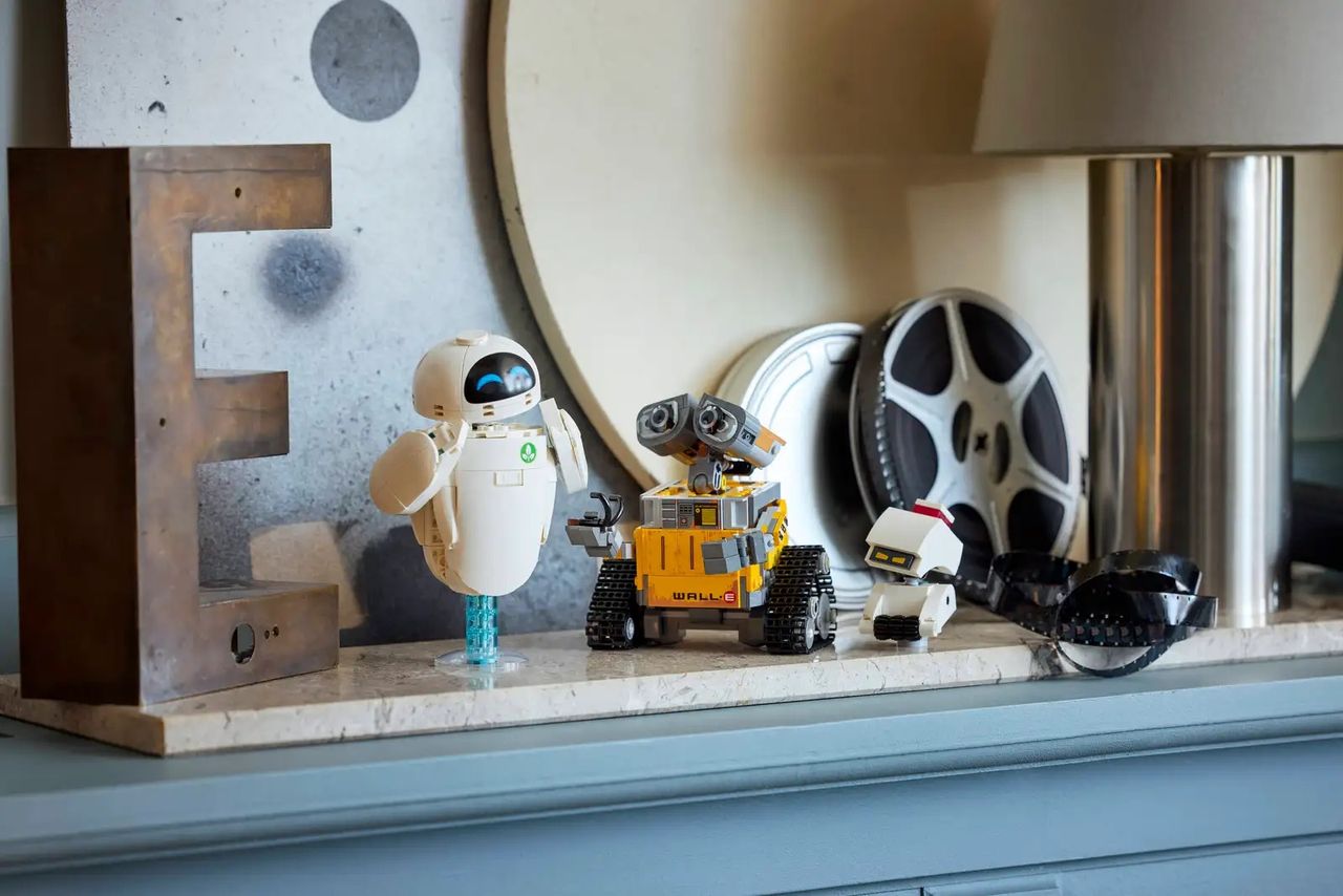 LEGO WALL-E and Eve set from a variety of different angles