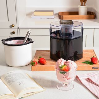 ProCook Ice Cream Maker